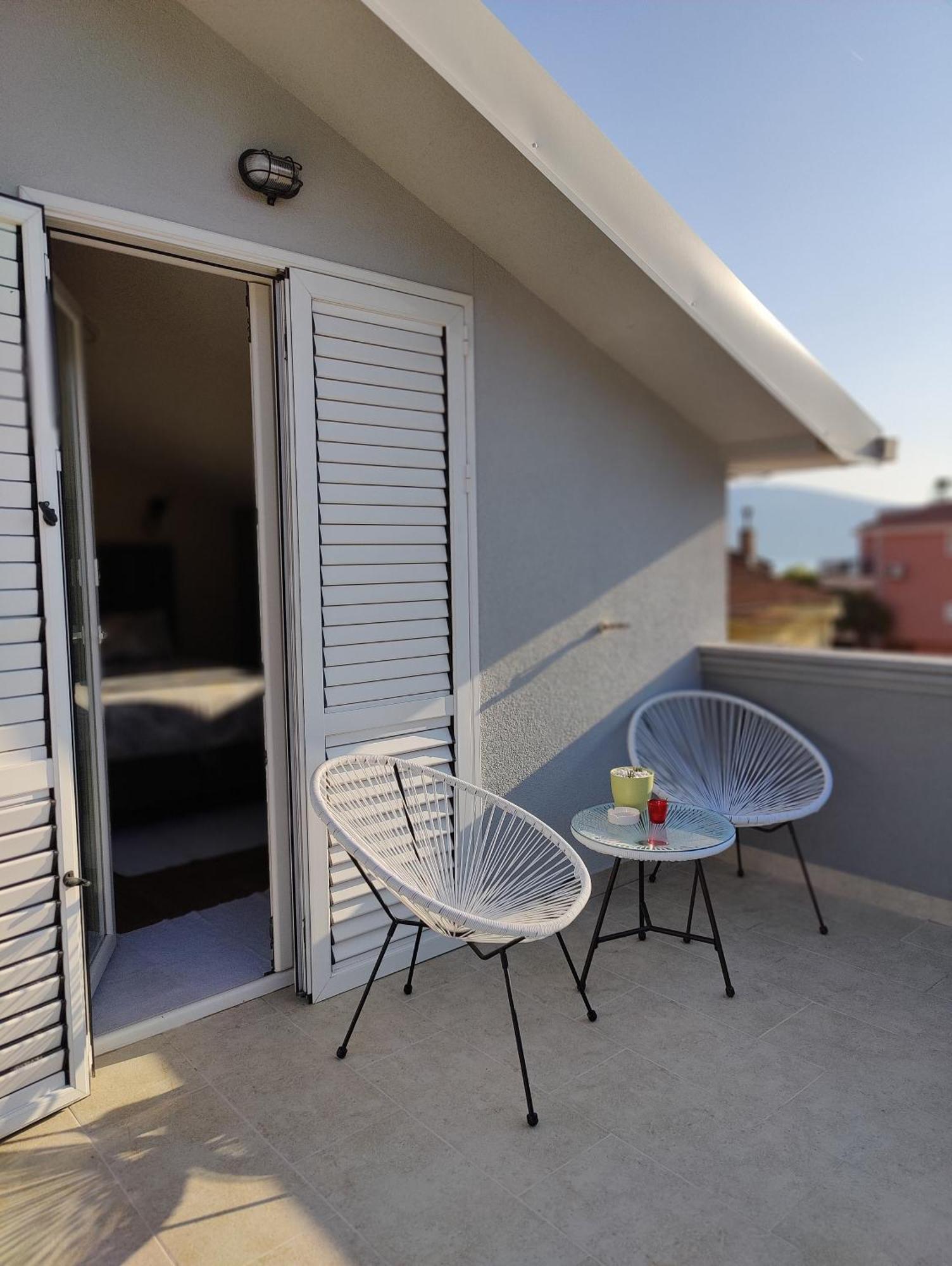 Miro Guesthouse Tivat Eksteriør billede