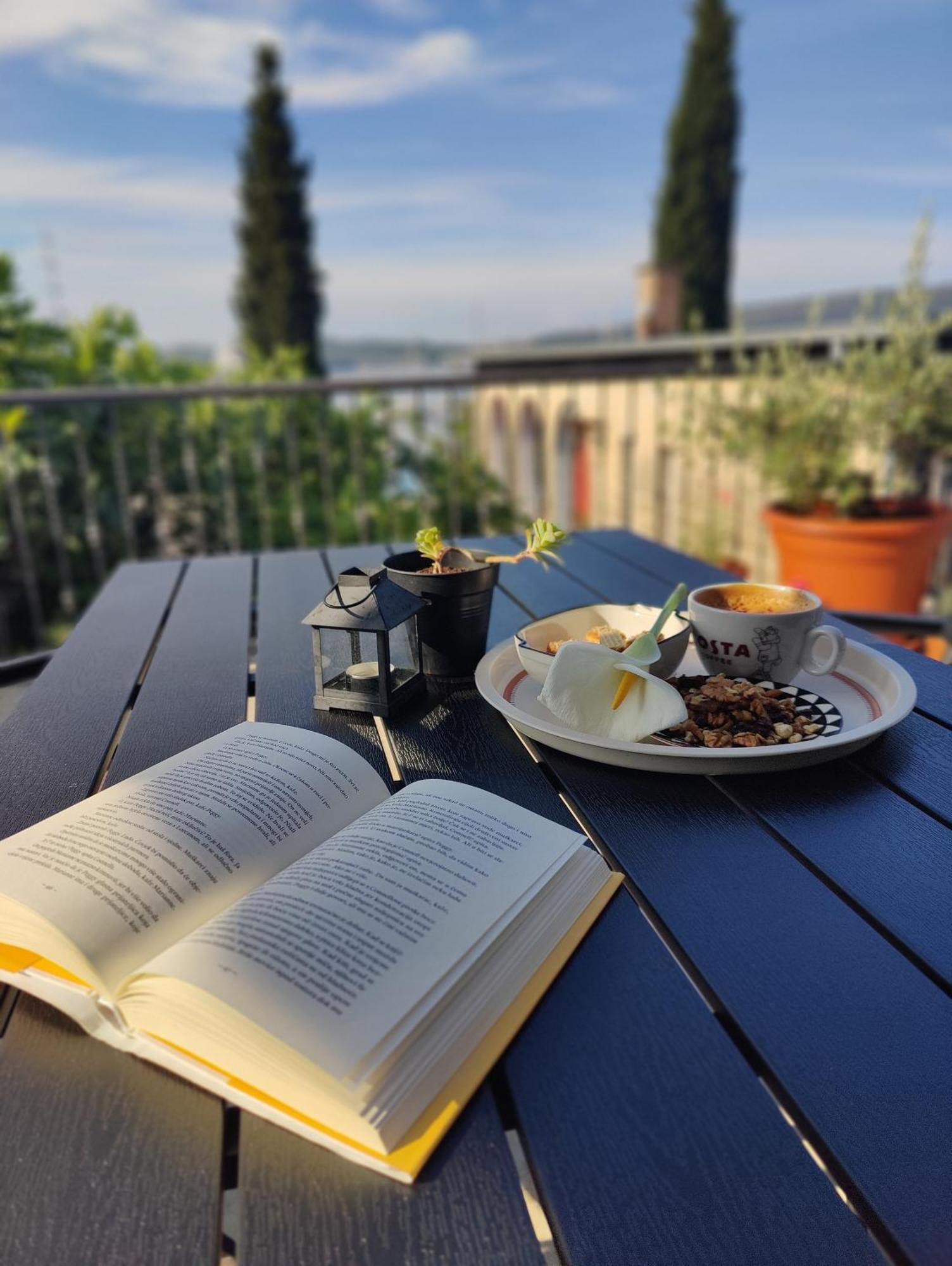 Miro Guesthouse Tivat Eksteriør billede