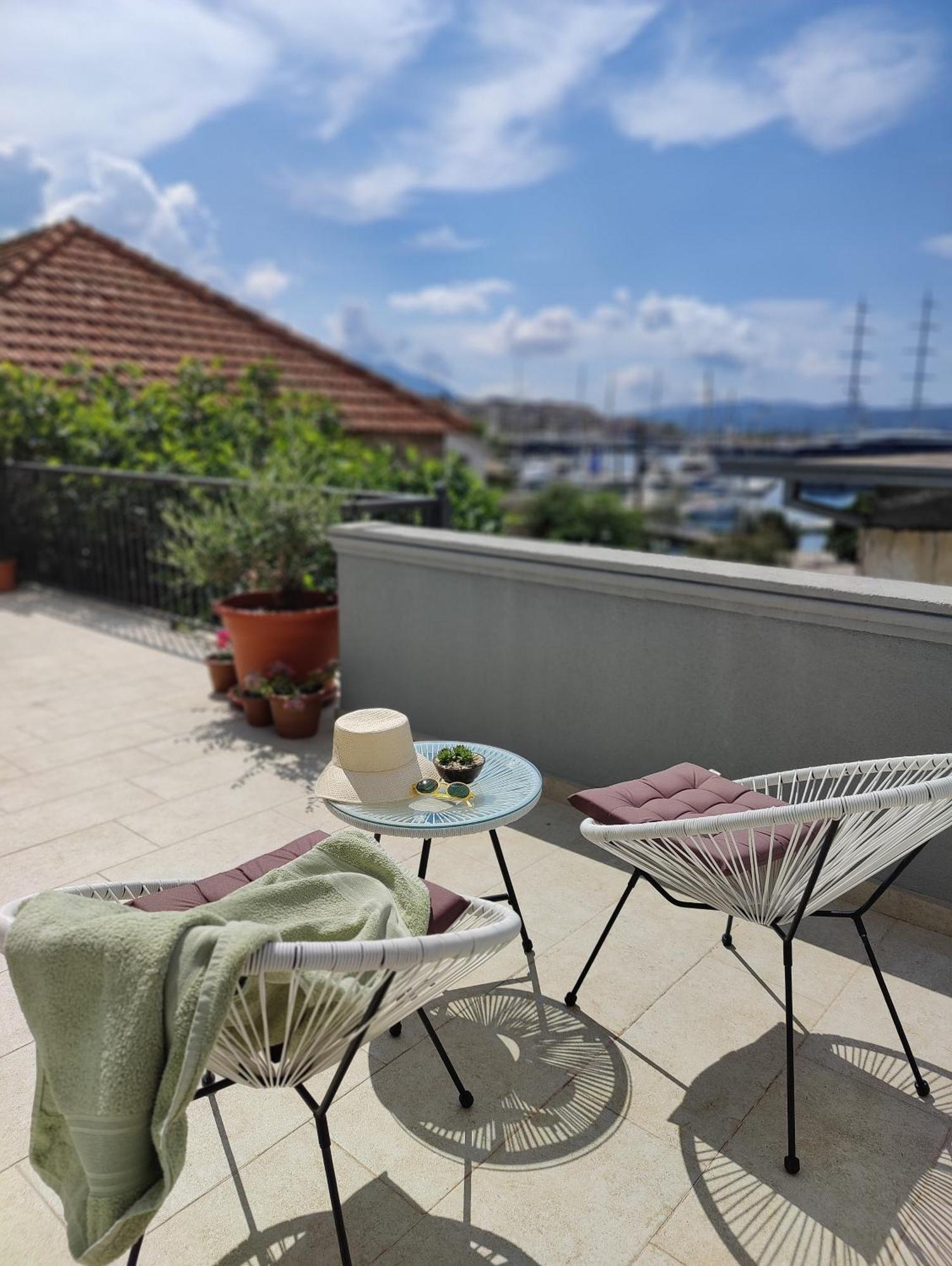 Miro Guesthouse Tivat Eksteriør billede